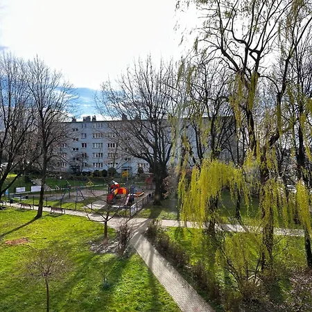 Przytulna Kawalerka Z Obiadem W Cenie *